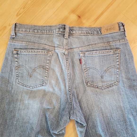 Levi's Women's Boot Cut 515 Jeans 👖 - Picture 8 of 9